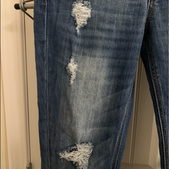 Skinny Low Rise Ripped Jeans - Picture 3 of 7